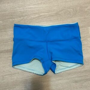 blue lululemon shorts 2”